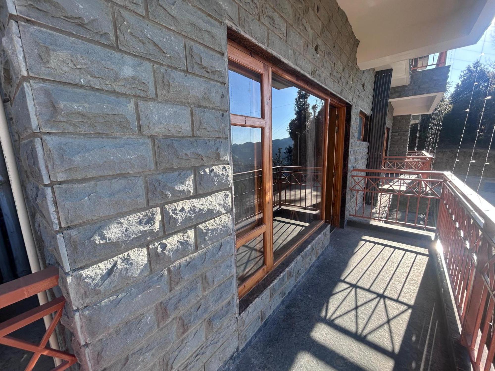 שימלה Shalom Hillcrest Inn מראה חיצוני תמונה