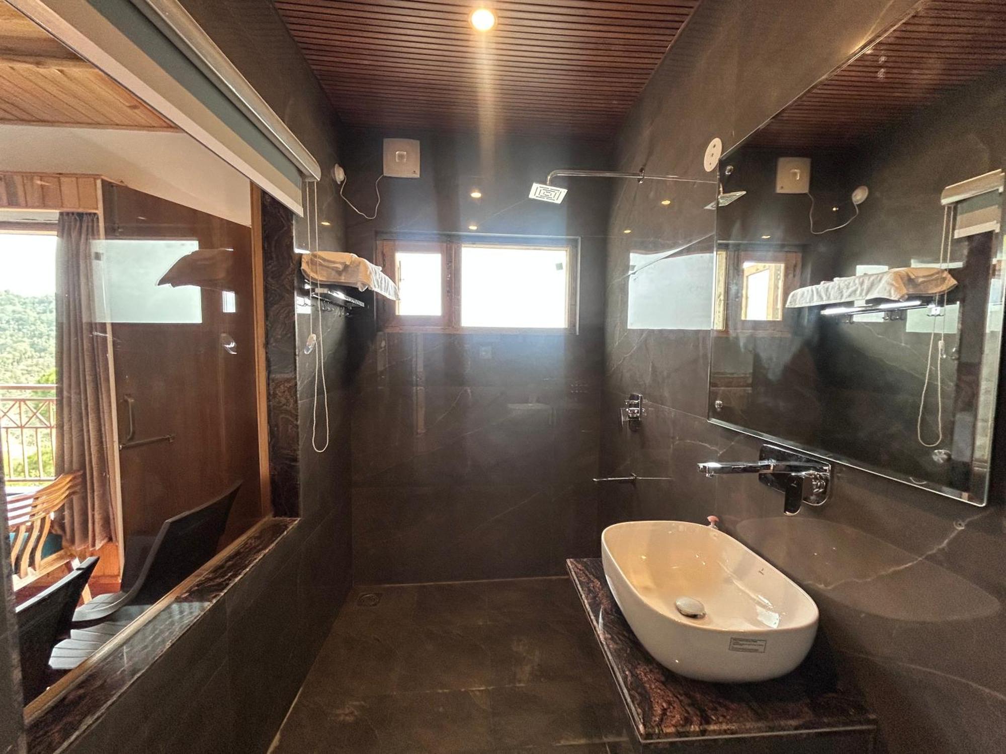 שימלה Shalom Hillcrest Inn מראה חיצוני תמונה